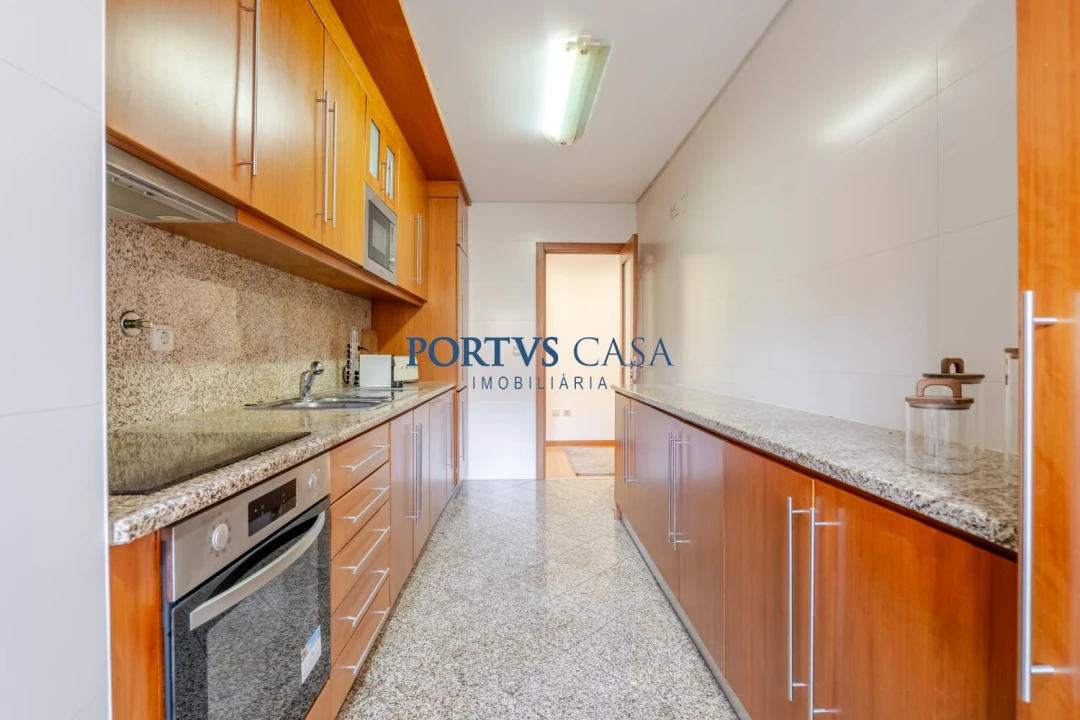 Apartamento T2 para Venda em Custóias, Leça do Balio e Guifões Foto 6