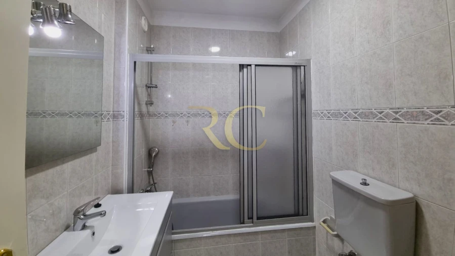 Apartamento T1 para Venda em Aguas Santas Foto 16