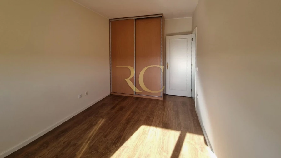 Apartamento T1 para Venda em Aguas Santas Foto 15