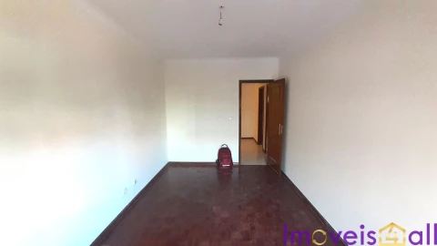 Apartamento T2 para Venda em Algueirão-Mem Martins