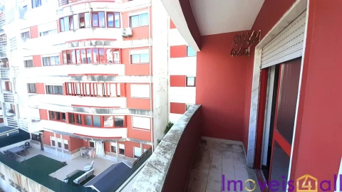 Apartamento T2 para Venda em Algueirão-Mem Martins