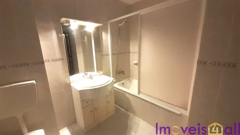 Apartamento T2 para Venda em Algueirão-Mem Martins