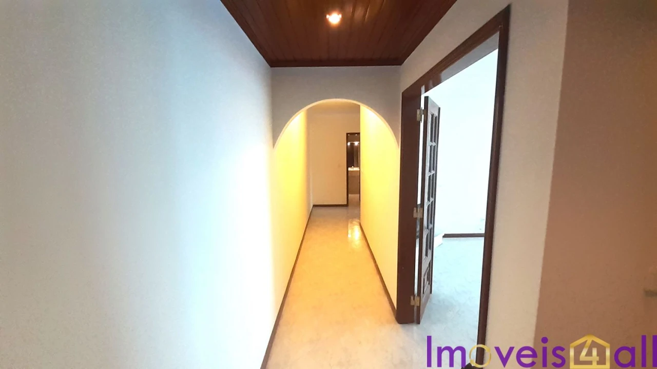 Apartamento T2 para Venda em Algueirão-Mem Martins Foto 14