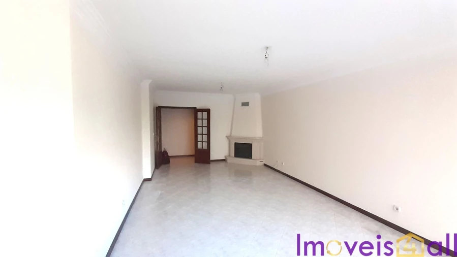Apartamento T2 para Venda em Algueirão-Mem Martins Foto 7