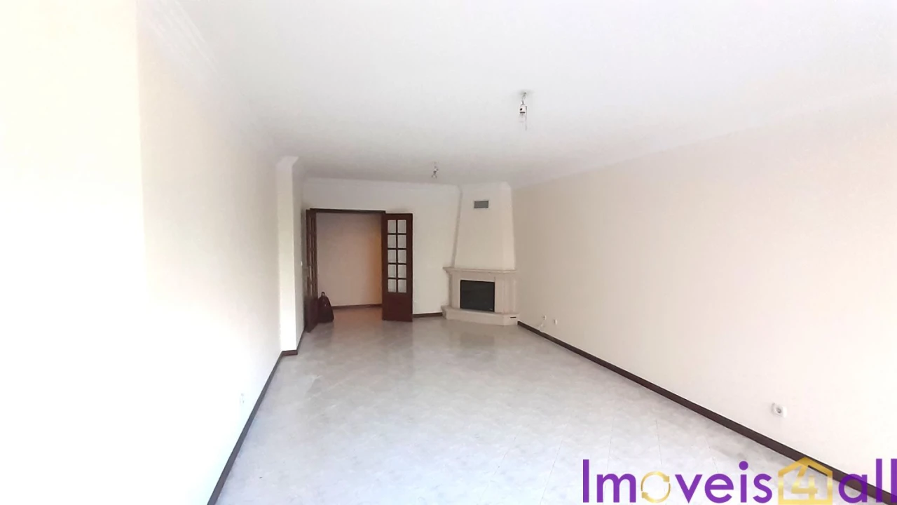 Apartamento T2 para Venda em Algueirão-Mem Martins Foto 7
