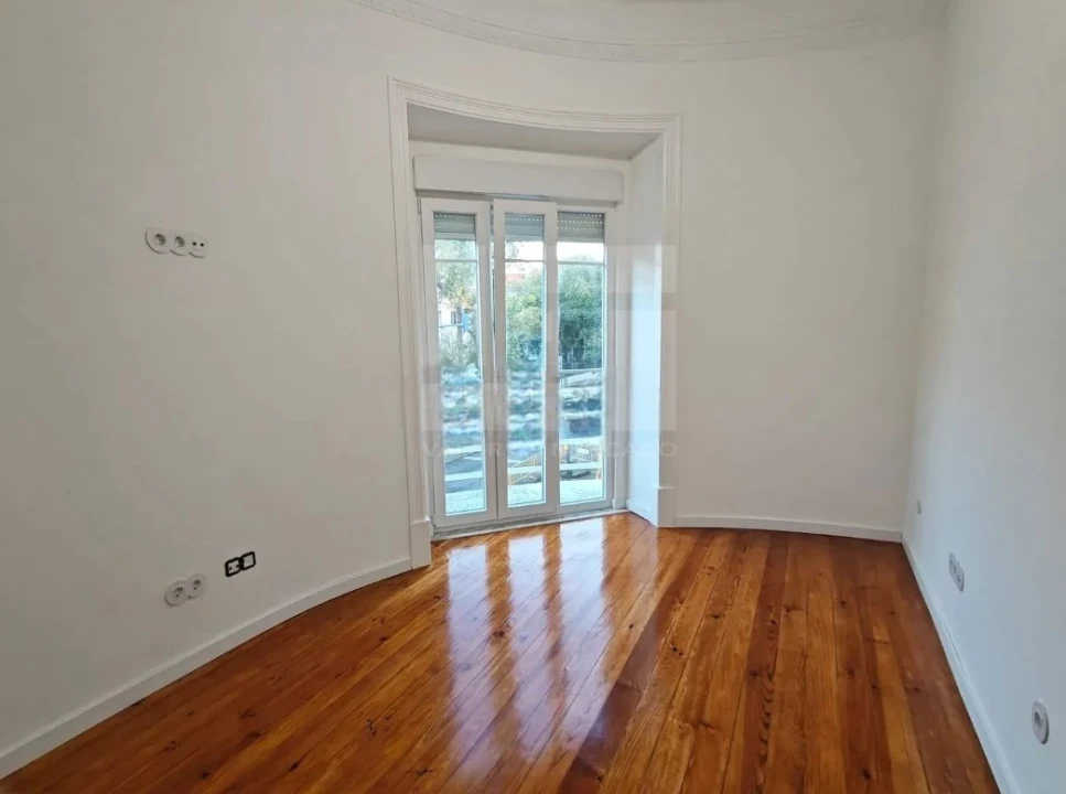 Apartamento T3 para Venda em Penha de França Foto 2