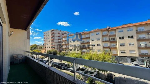 Apartamento T3 para Venda em Fânzeres e São Pedro da Cova