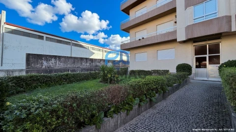 Apartamento T3 para Venda em Fânzeres e São Pedro da Cova