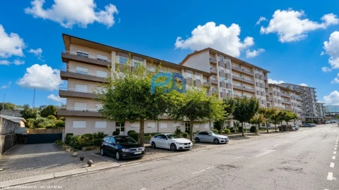 Apartamento T3 para Venda em Fânzeres e São Pedro da Cova