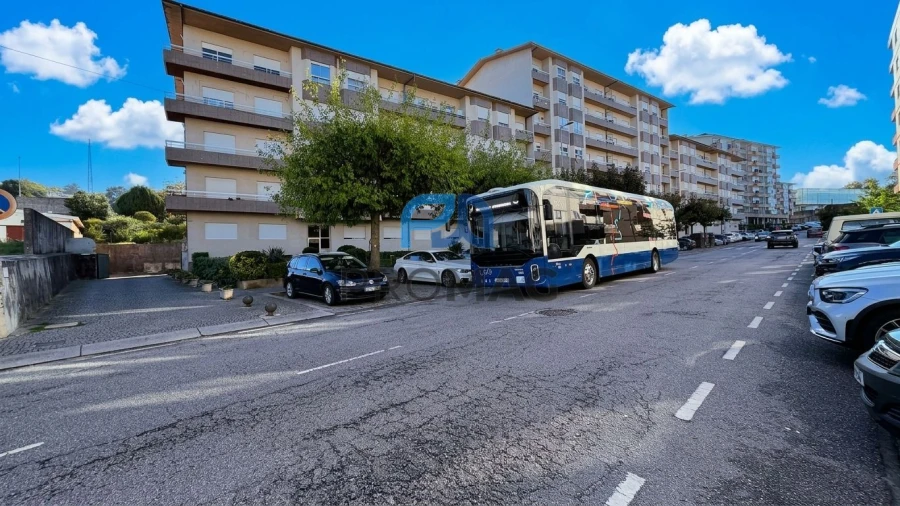 Apartamento T3 para Venda em Fânzeres e São Pedro da Cova Foto 51