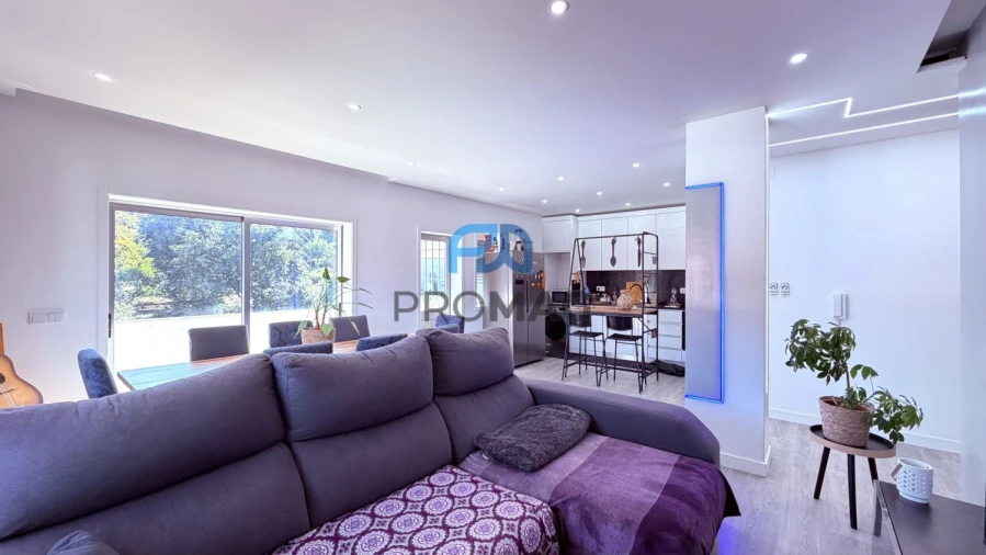 Apartamento T3 para Venda em Fânzeres e São Pedro da Cova Foto 21