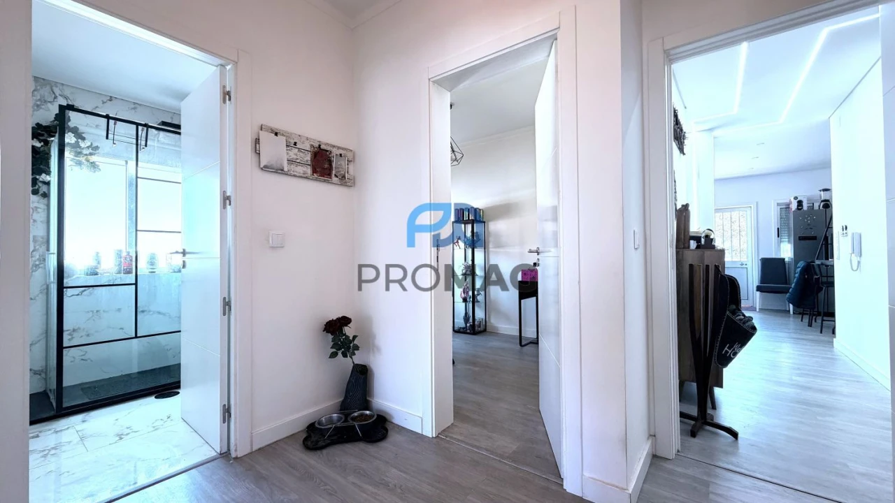 Apartamento T3 para Venda em Fânzeres e São Pedro da Cova Foto 30