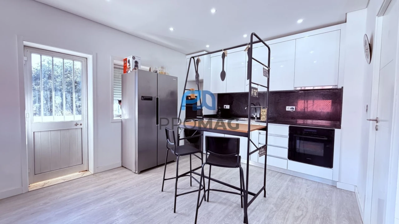 Apartamento T3 para Venda em Fânzeres e São Pedro da Cova Foto 14