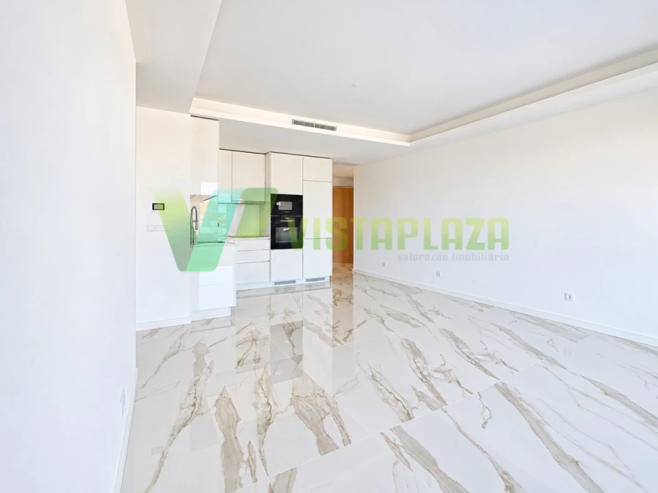 Apartamento T1 para Venda em Portimão Foto 2