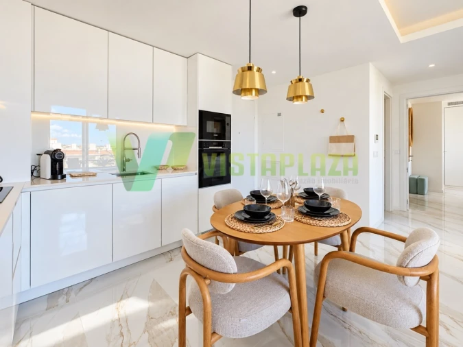 Apartamento T2 para Venda em Portimão Foto 5