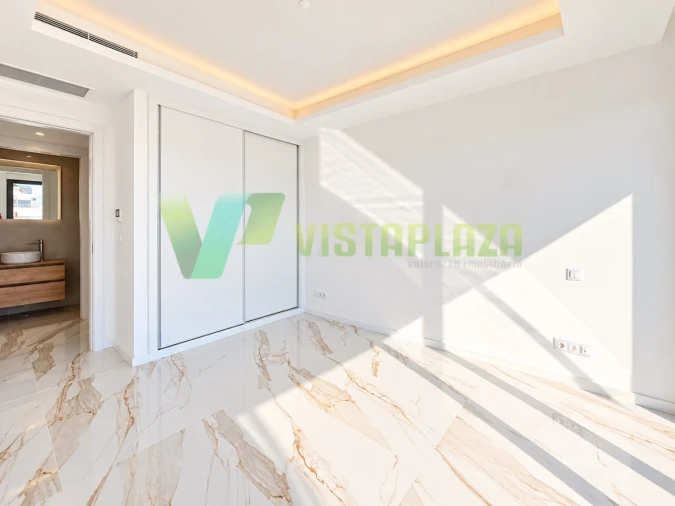Apartamento T2 para Venda em Portimão Foto 10