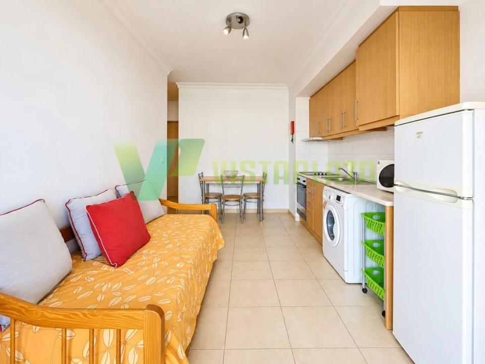 Apartamento T1 para Venda em Portimão Foto 4