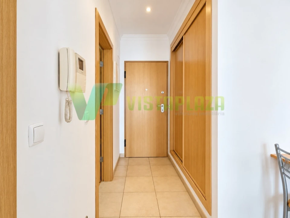 Apartamento T1 para Venda em Portimão Foto 9
