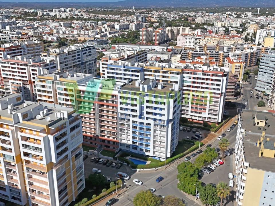 Apartamento T1 para Venda em Portimão Foto 14