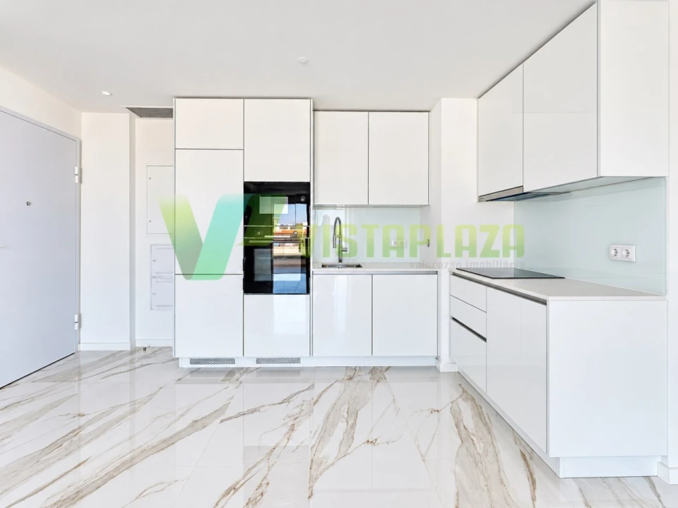 Apartamento T3 para Venda em Portimão Foto 2