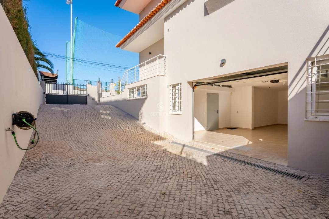 Moradia T4 para Venda em Cascais e Estoril Foto 30