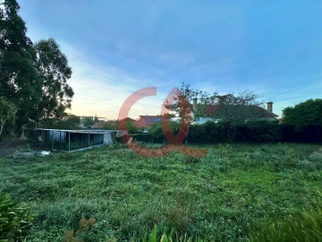 Moradia T3 para Venda em Perre