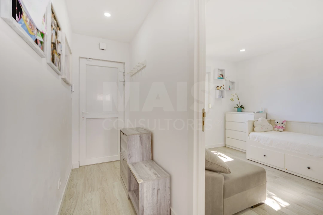 Moradia T2 para Venda em Queluz e Belas Foto 3