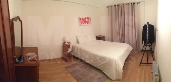Apartamento T2 para Arrendamento em Algueirão-Mem Martins