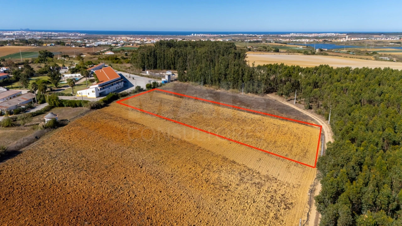 Terreno para Venda em Atouguia da Baleia Foto 1