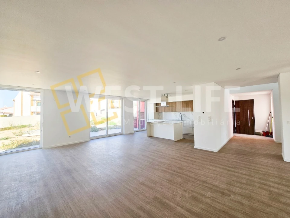 Moradia T4 para Venda em Mafra Foto 4