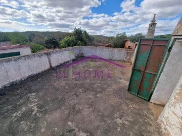 Moradia T2 para Venda em Querença, Tôr e Benafim