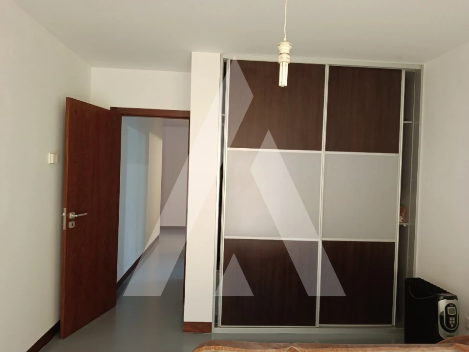 Moradia T3 para Venda em Sanguinheira Foto 44