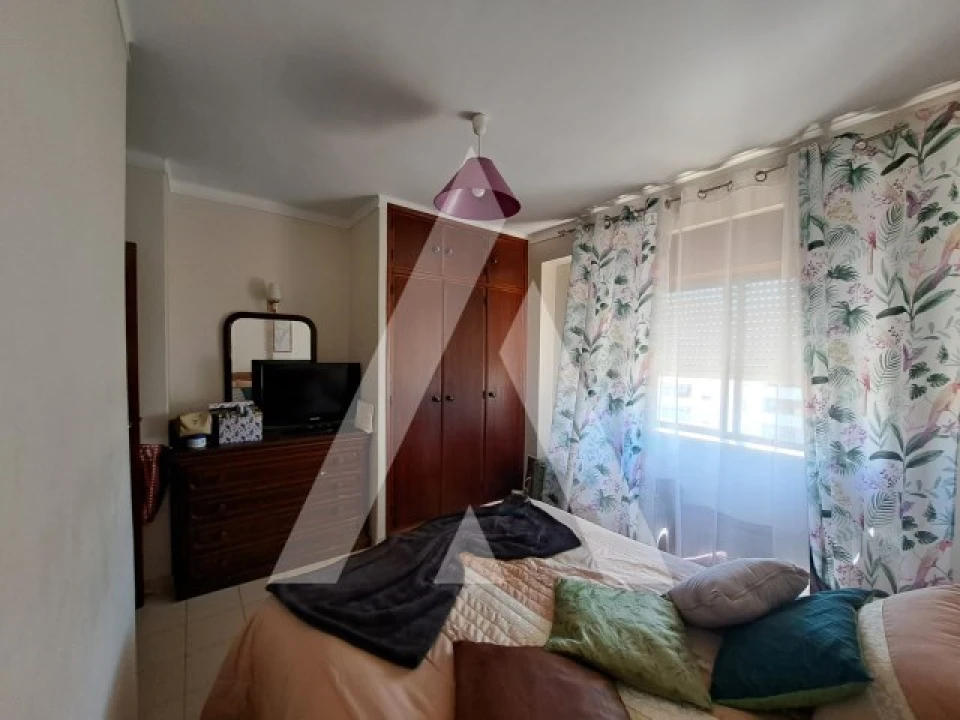 Apartamento T1 para Venda em Quarteira Foto 14
