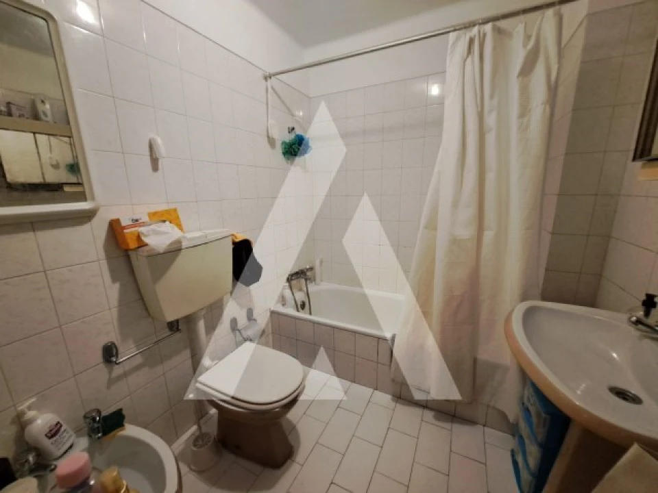 Apartamento T1 para Venda em Quarteira Foto 15