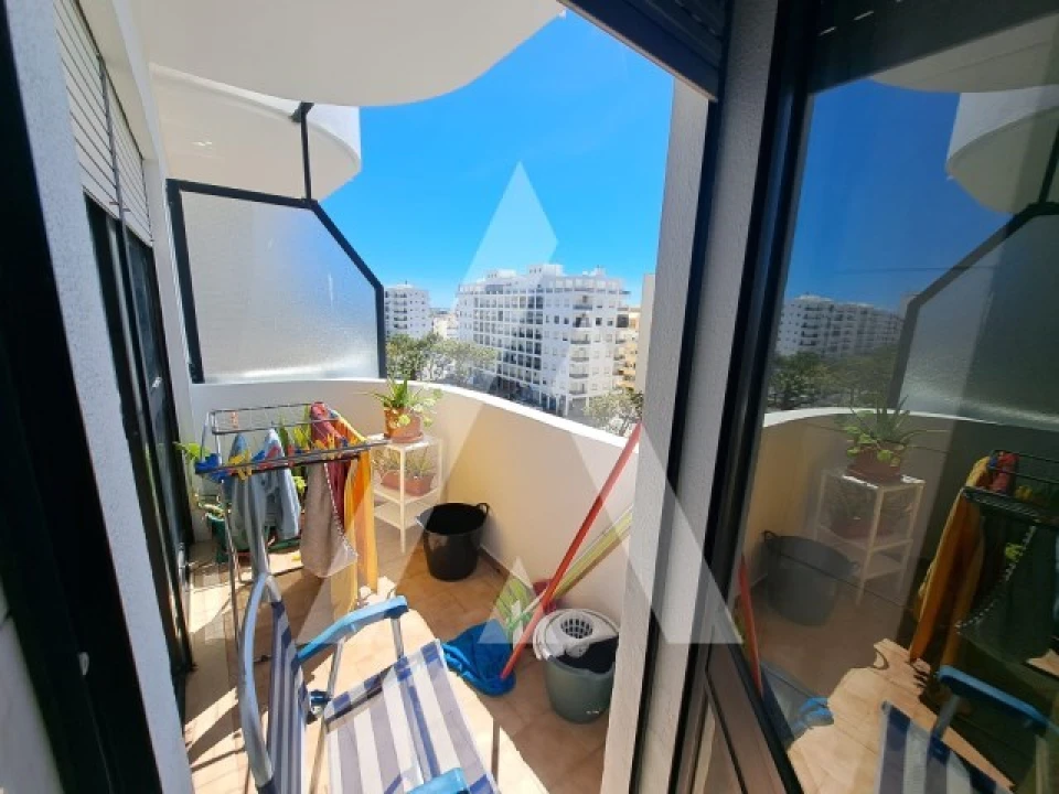 Apartamento T1 para Venda em Quarteira Foto 17