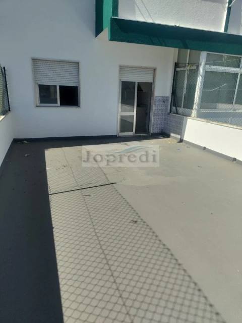 Apartamento T1 para Arrendamento em Algés, Linda-A-Velha e Cruz Quebrada-Dafundo