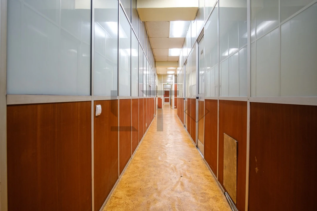 Armazém para Arrendamento em Sacavém e Prior Velho Foto 29