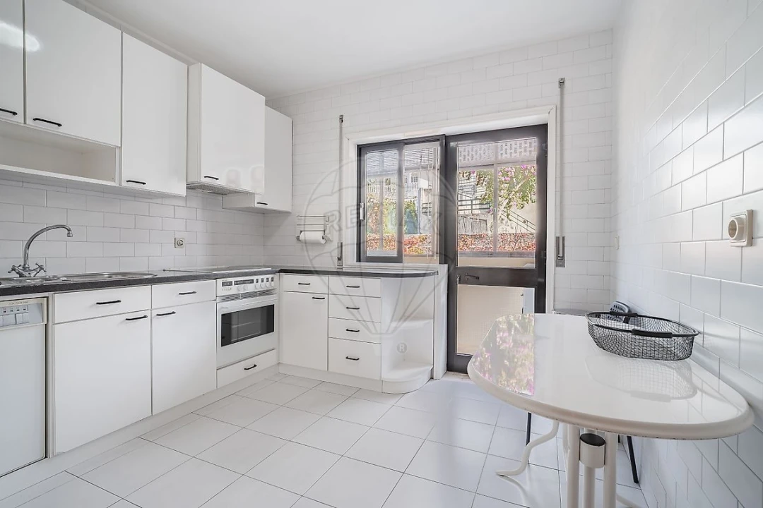 Apartamento T3 para Venda em Mafamude e Vilar do Paraíso Foto 6