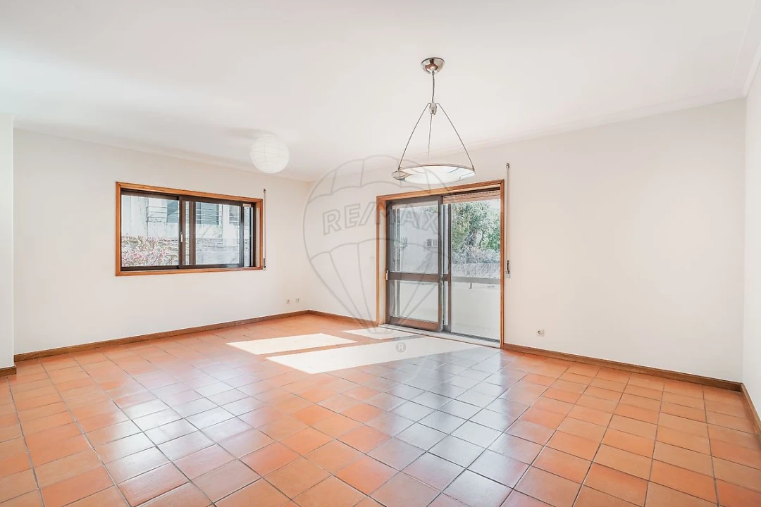 Apartamento T3 para Venda em Mafamude e Vilar do Paraíso Foto 3