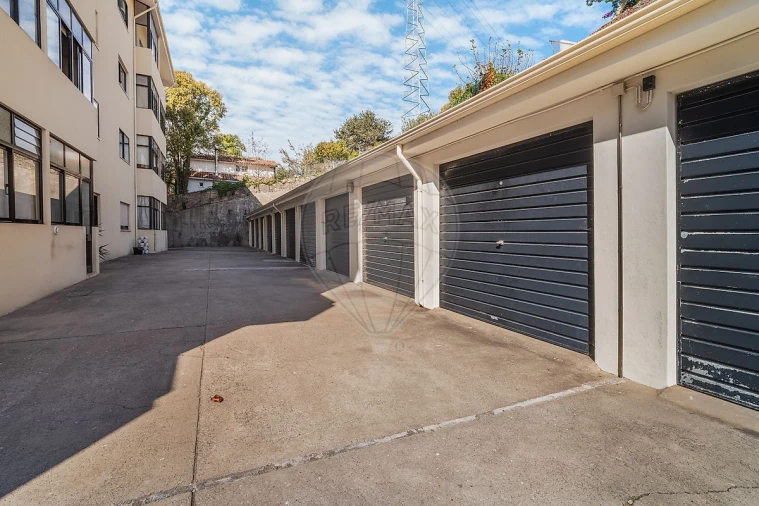 Apartamento T3 para Venda em Mafamude e Vilar do Paraíso Foto 24