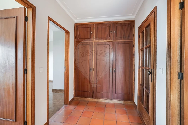 Apartamento T3 para Venda em Mafamude e Vilar do Paraíso Foto 11