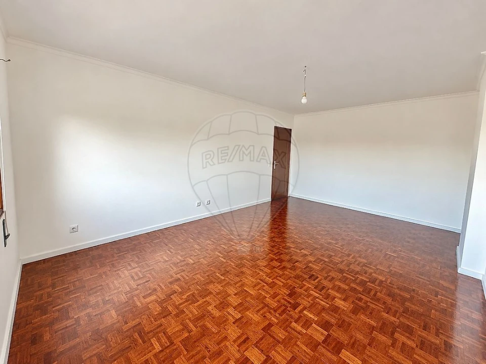 Apartamento T4 para Venda em Santa Marinha e São Pedro da Afurada Foto 23