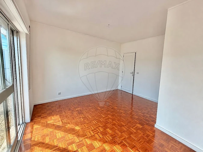 Apartamento T4 para Venda em Santa Marinha e São Pedro da Afurada Foto 19