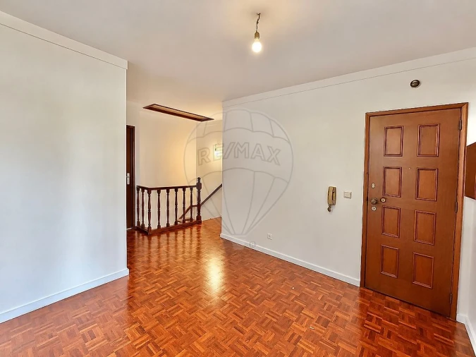 Apartamento T4 para Venda em Santa Marinha e São Pedro da Afurada Foto 18