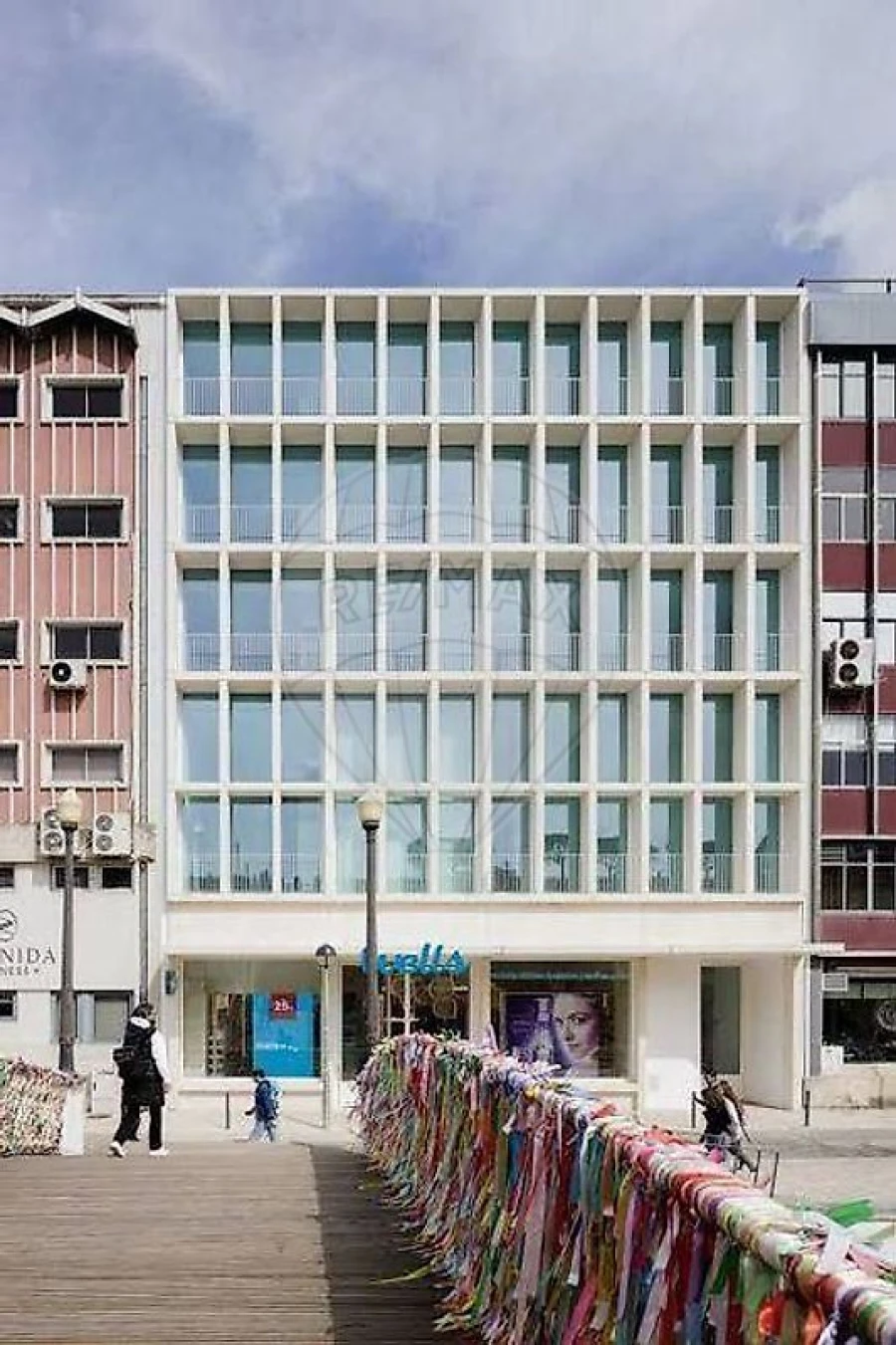 Apartamento T0 para Venda em Glória e Vera Cruz Foto 11