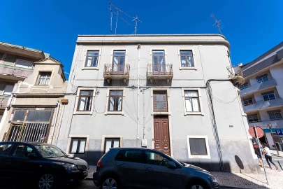 Apartamento T3 para Arrendamento em Algés, Linda-A-Velha e Cruz Quebrada-Dafundo