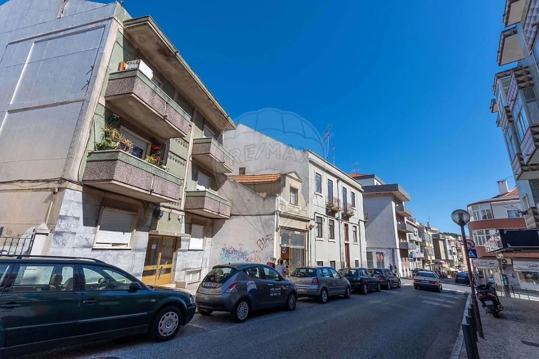 Apartamento T3 para Arrendamento em Algés, Linda-A-Velha e Cruz Quebrada-Dafundo Foto 1