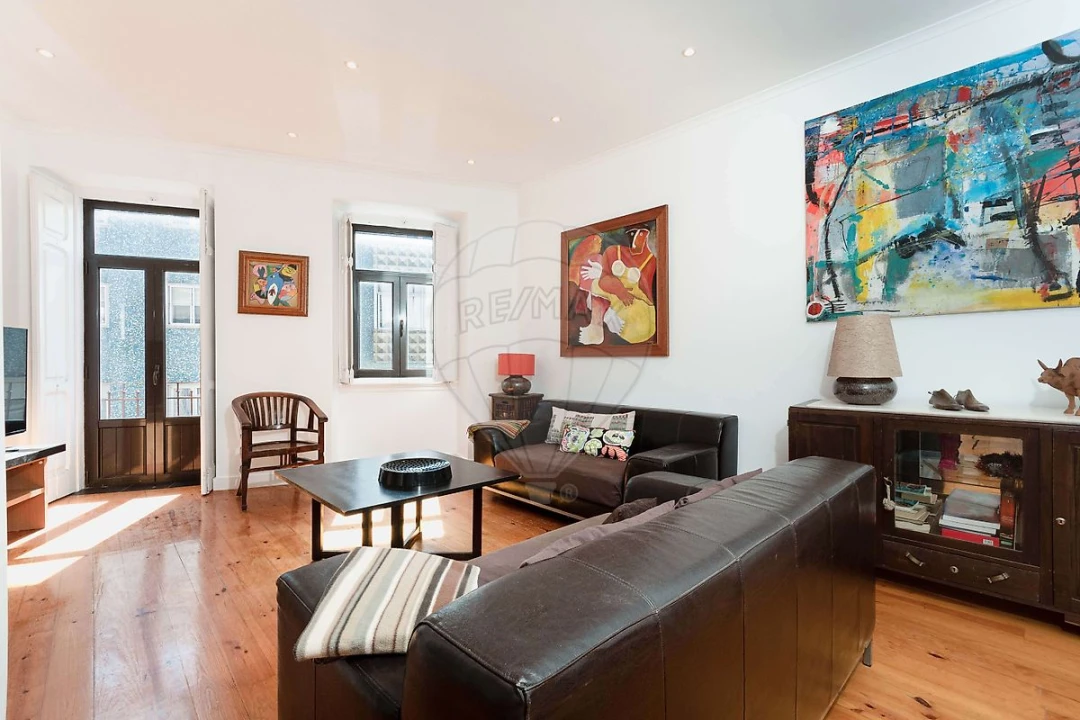 Apartamento T3 para Arrendamento em Algés, Linda-A-Velha e Cruz Quebrada-Dafundo Foto 23