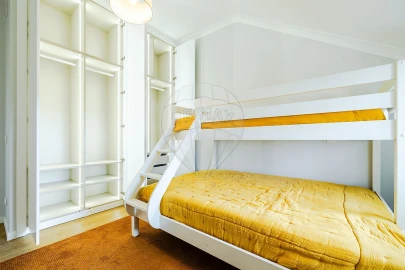 Apartamento T3 para Arrendamento em Carcavelos e Parede