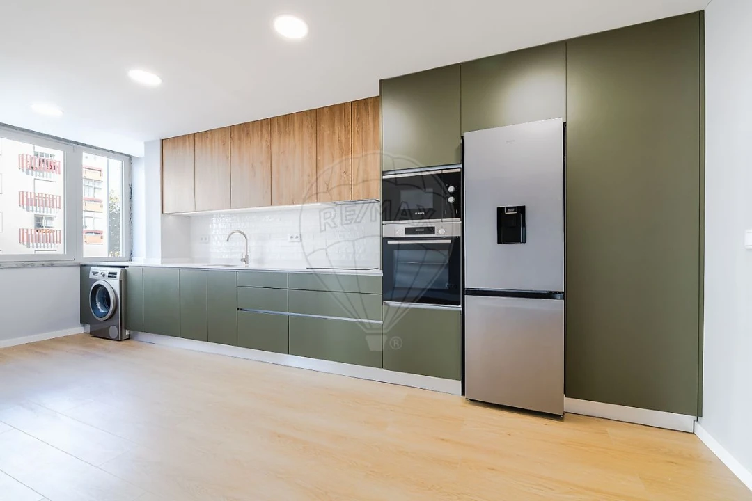 Apartamento T2 para Venda em Alfragide Foto 10